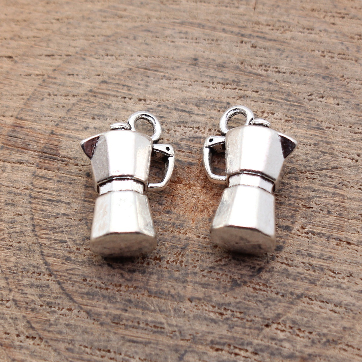 Vintage Fashion Blog - 20 piezas de dijes colgantes 3D