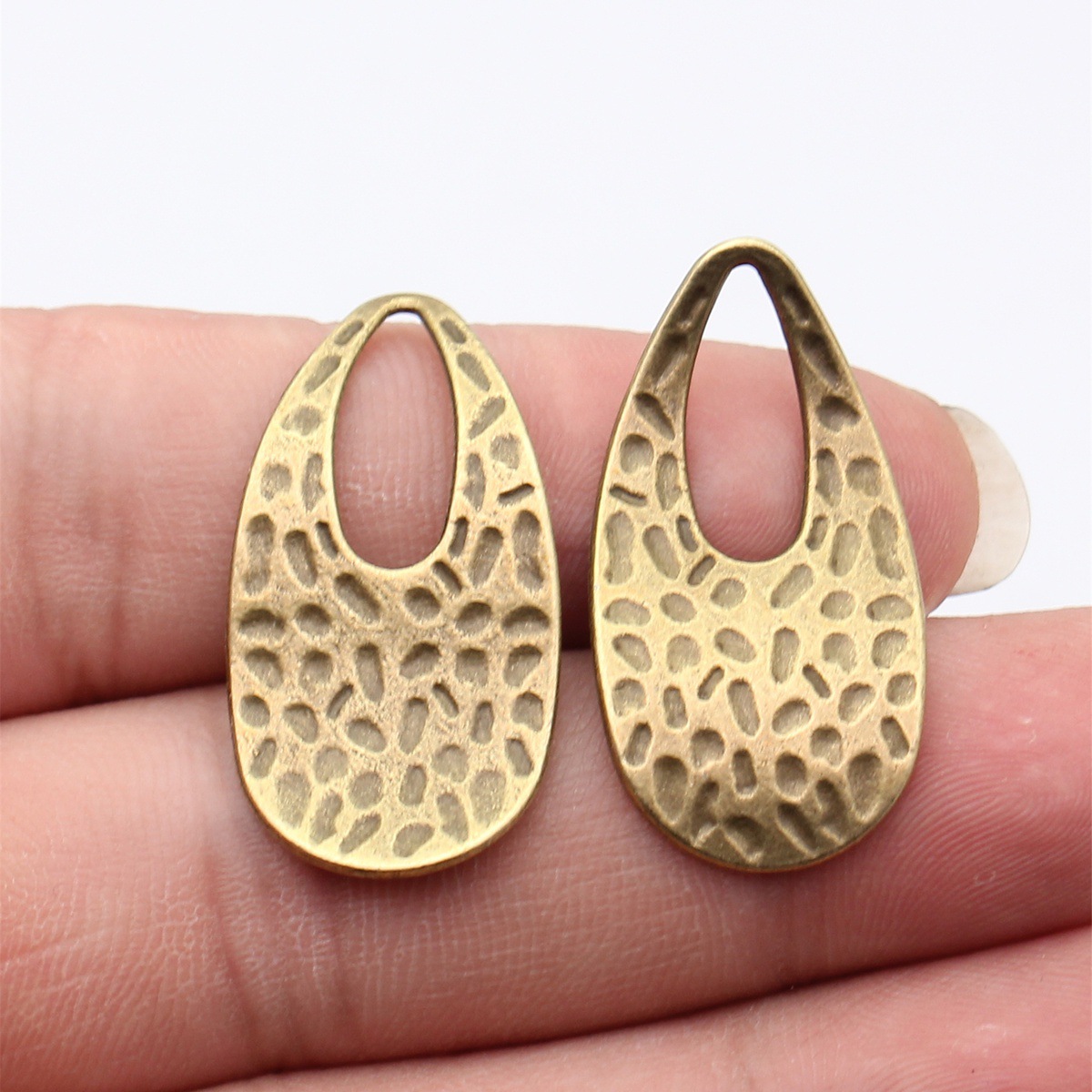 Vintage Fashion Blog - 10 piezas de dijes geométricos en
