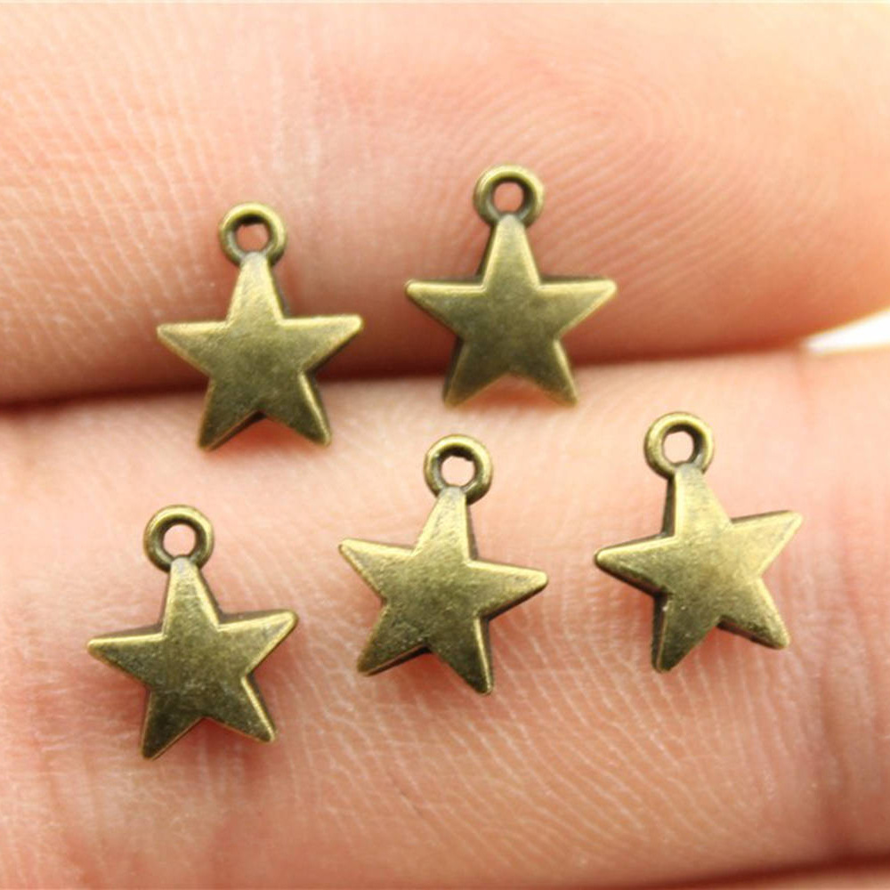 Vintage Fashion Blog - 40 piezas de dijes de estrella