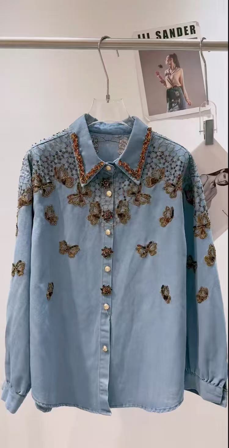 Vintage Fashion Trends 2026 - Chaqueta de Mezclilla Estilo Lujoso para