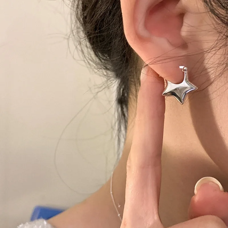 Pendientes de aro con pentagra - Vintage Fashion Korea reseña y precio